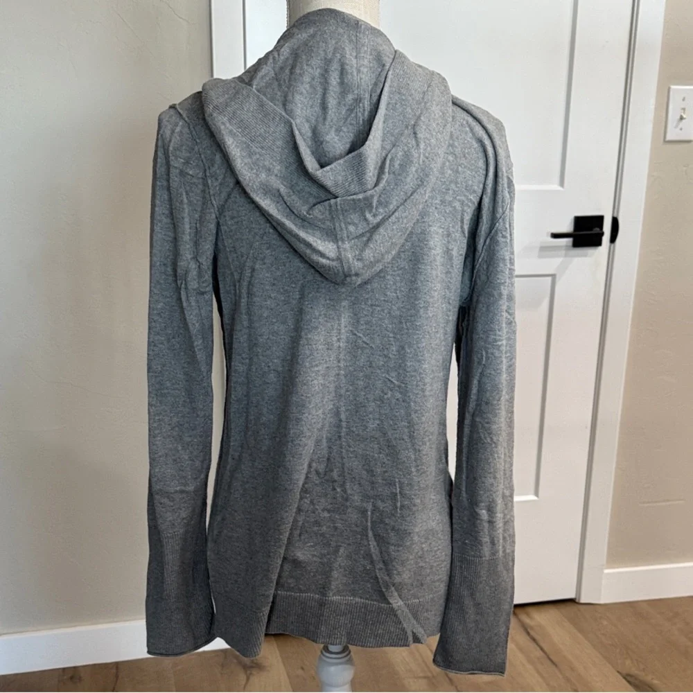 AEO GRAY BUTTON UP CARDIGAN WITH HOODIE - Picture 15 of 15